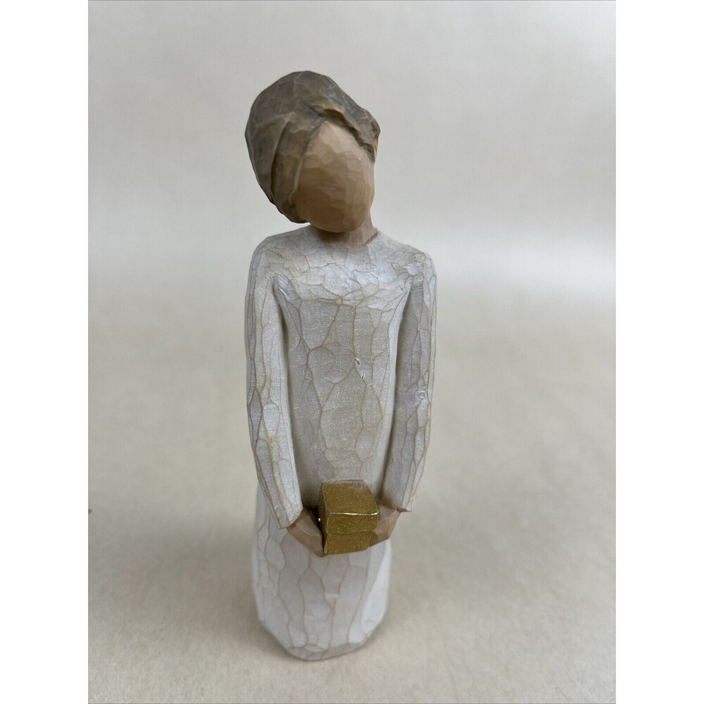 Willow Tree Angel Spirit of Giving 2008 Susan Lordi‎ Woman With Present